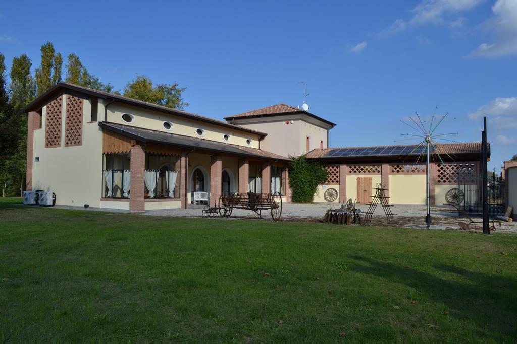Agriturismo La Boschina เครมา ภายนอก รูปภาพ